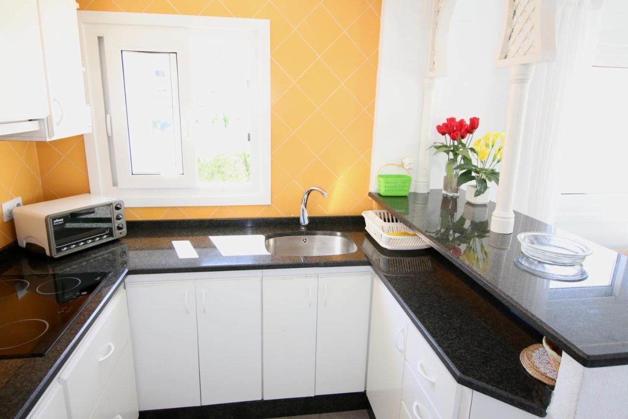 Playa Dorada Apartment Дения Екстериор снимка